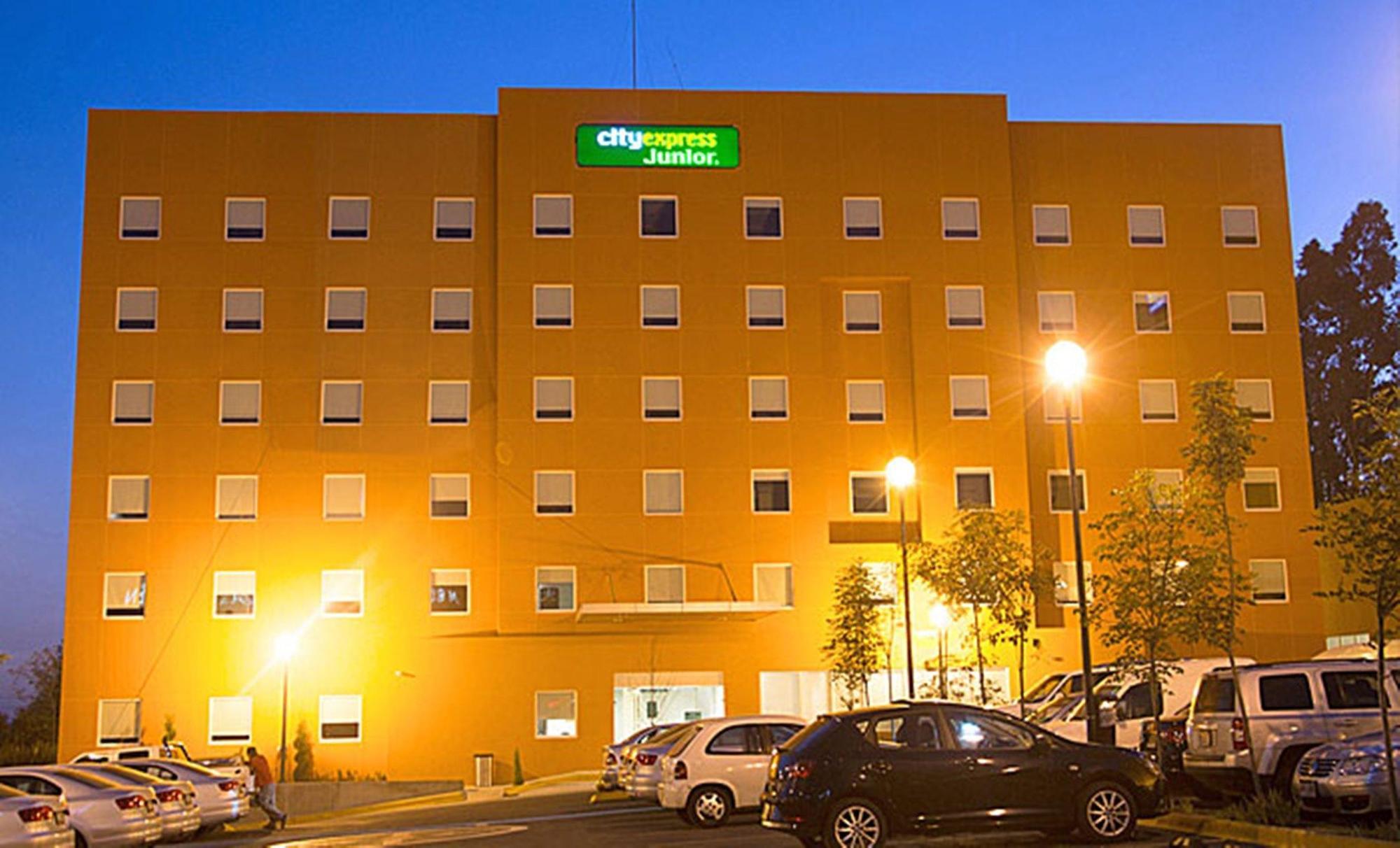 ซิตี้ เอ็กซ์เพรส จูเนียร์ ปูเอบลา ฟินซา Hotel ปวยบลา ภายนอก รูปภาพ